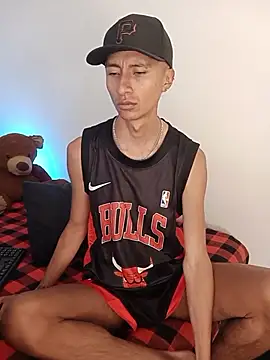 Snapshot of codysmith chatting on December 14, 2:11 pm codysmith online show from December 14, 2:11 pm