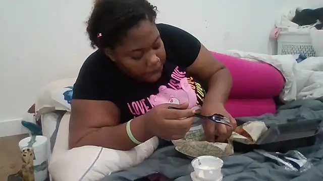 Snapshot of Kbaby337 chatting on November 27, 3:52 am Kbaby337 online show from November 27, 3:52 am