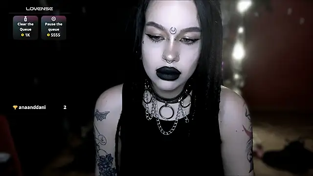 alexx succubus online show from April 17, 9:29 pm