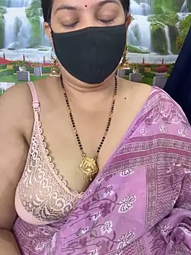 Snapshot of FlatVincy4 chatting on September 28, 6:30 am FlatVincy4 online show from September 28, 6:30 am