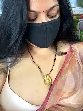 Snapshot of FlatVincy4 chatting on October 15, 3:45 pm FlatVincy4 online show from October 15, 3:45 pm