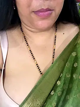 Snapshot of FlatVincy4 chatting on November 2, 4:42 pm FlatVincy4 online show from November 2, 4:42 pm