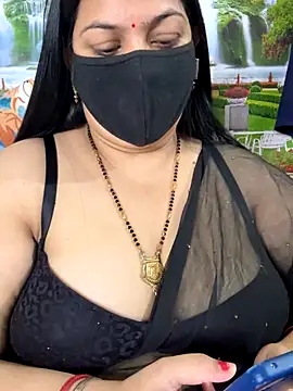 Snapshot of FlatVincy4 chatting on November 12, 4:51 pm FlatVincy4 online show from November 12, 4:51 pm