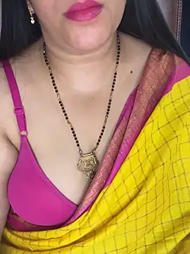 Snapshot of FlatVincy4 chatting on November 23, 10:59 am FlatVincy4 online show from November 23, 10:59 am