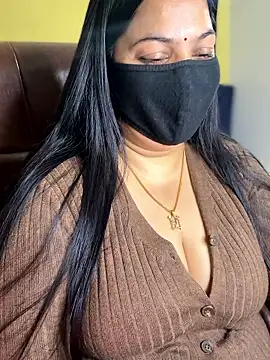 FlatVincy4 online show from December 18, 4:13 pm