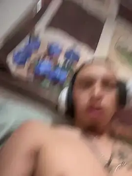 qbaby96 online show from April 22, 7:04 pm