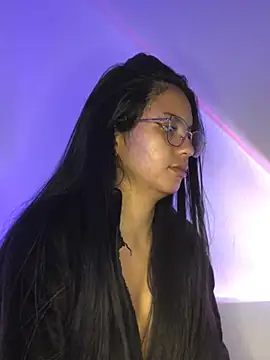 Snapshot of Rosita_forever_ chatting on February 19, 10:12 am Rosita forever online show from February 19, 10:12 am