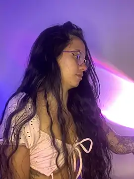 Snapshot of Rosita_forever_ chatting on February 22, 7:03 pm Rosita forever online show from February 22, 7:03 pm