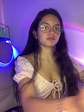 Snapshot of Rosita_forever_ chatting on February 22, 10:09 pm Rosita forever online show from February 22, 10:09 pm