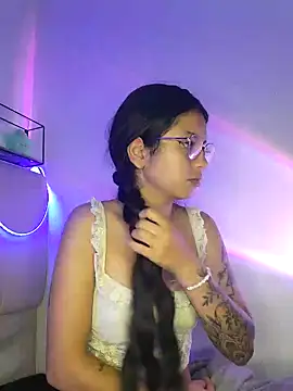 Snapshot of Rosita_forever_ chatting on March 5, 7:05 am Rosita forever online show from March 5, 7:05 am