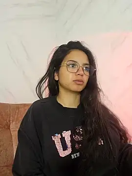 Snapshot of Rosita_forever_ chatting on March 12, 11:31 am Rosita forever online show from March 12, 11:31 am