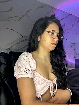 Snapshot of Rosita_forever_ chatting on October 14, 2:40 pm Rosita forever online show from October 14, 2:40 pm