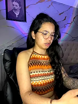 Snapshot of Rosita_forever_ chatting on November 1, 1:24 pm Rosita forever online show from November 1, 1:24 pm