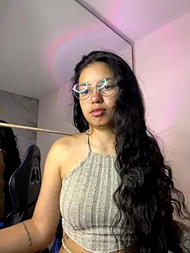 Snapshot of Rosita_forever_ chatting on November 28, 2:31 pm Rosita forever online show from November 28, 2:31 pm