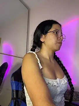 Rosita forever  online show from April 7, 6:52 pm