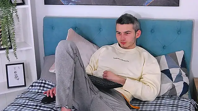 Devin Jay online show from January 25, 11:00 pm