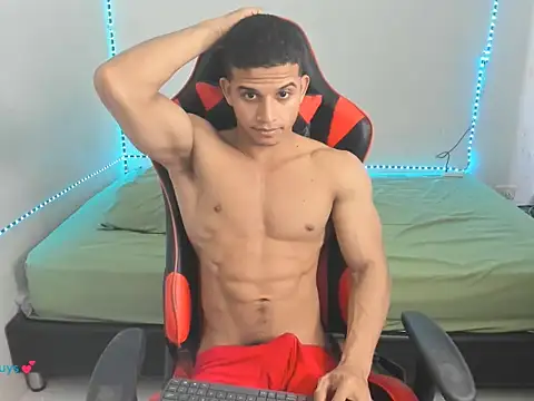 oliver thompsson7 online show from February 2, 6:50 pm