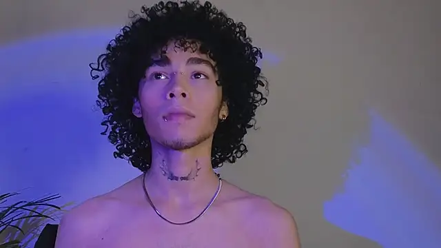 seven7xis online show from December 24, 8:55 am