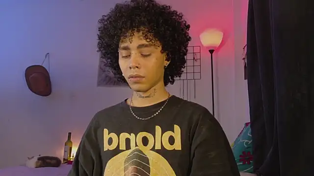 seven7xis online show from March 6, 3:47 am