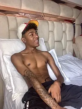 Snapshot of Boy_cock18 chatting on January 31, 3:33 pm Boy cock18 online show from January 31, 3:33 pm