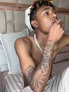 Snapshot of Boy_cock18 chatting on February 8, 6:01 pm Boy cock18 online show from February 8, 6:01 pm