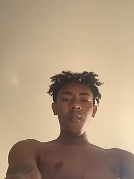 Snapshot of Boy_cock18 chatting on February 21, 6:15 pm Boy cock18 online show from February 21, 6:15 pm