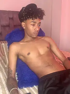 Snapshot of Boy_cock18 chatting on March 17, 3:50 pm Boy cock18 online show from March 17, 3:50 pm