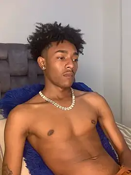 Snapshot of Boy_cock18 chatting on March 22, 4:14 am Boy cock18 online show from March 22, 4:14 am