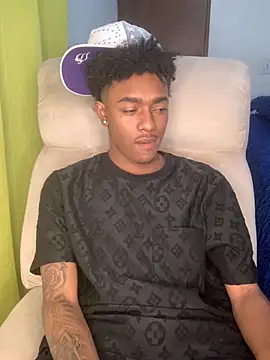 Snapshot of Boy_cock18 chatting on October 13, 6:57 am Boy cock18 online show from October 13, 6:57 am