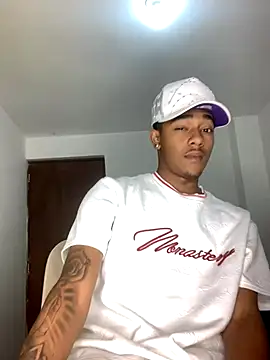 Snapshot of Boy_cock18 chatting on November 29, 1:52 am Boy cock18 online show from November 29, 1:52 am