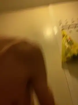 Snapshot of ekskekejejej chatting on February 4, 4:08 pm ekskekejejej online show from February 4, 4:08 pm