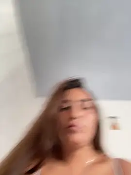 Snapshot of Sara_Smitthh6 chatting on November 18, 8:24 pm Sara Smitthh6 online show from November 18, 8:24 pm