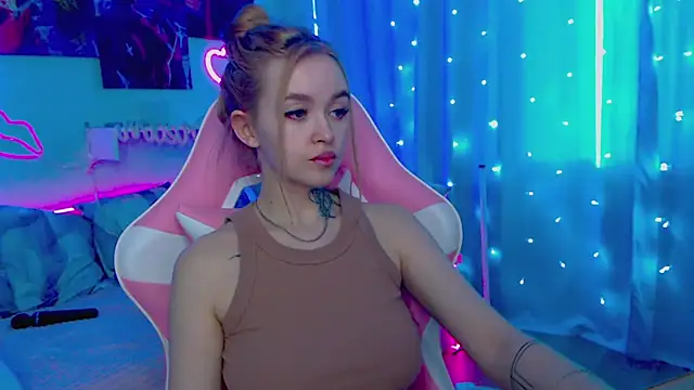 Naughty Mable online show from February 18, 12:37 am