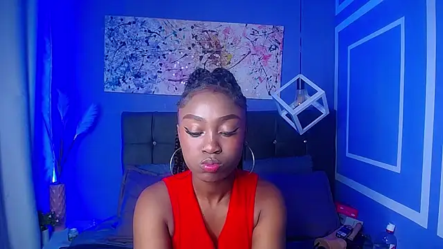 Snapshot of nikkystorm1_ chatting on December 20, 2:13 pm nikkystorm1 online show from December 20, 2:13 pm