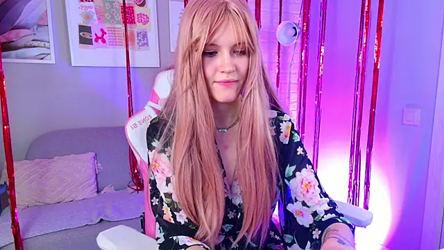 NellieLoyns online show from February 16, 10:43 pm