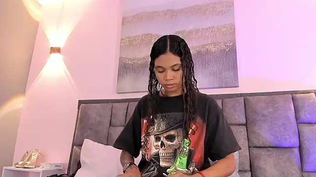 Snapshot of GysellHanson chatting on November 18, 11:36 am GysellHanson online show from November 18, 11:36 am