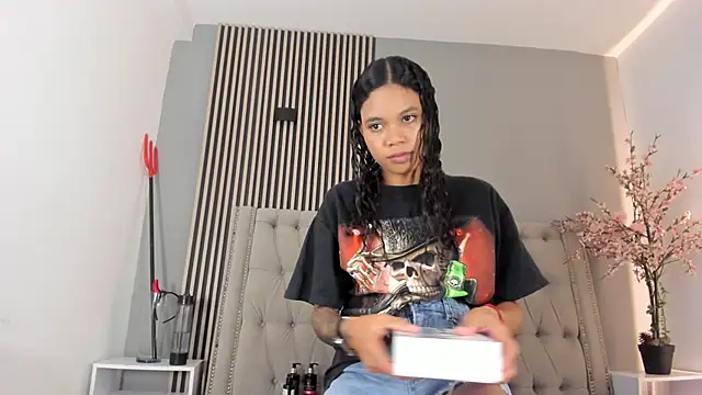 Snapshot of GysellHanson chatting on November 23, 11:32 am GysellHanson online show from November 23, 11:32 am