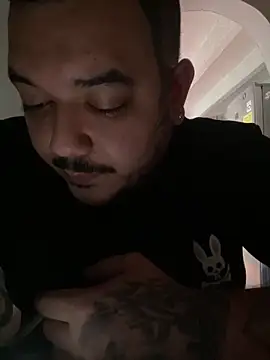 El Titan1998 online show from March 9, 3:38 pm