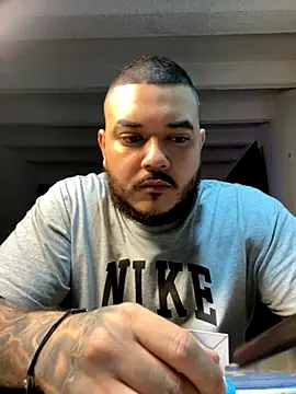 El Titan1998 online show from September 24, 9:18 pm