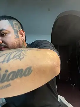 El Titan1998 online show from March 17, 12:04 am