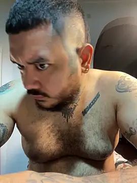 El Titan1998 online show from March 22, 11:35 am