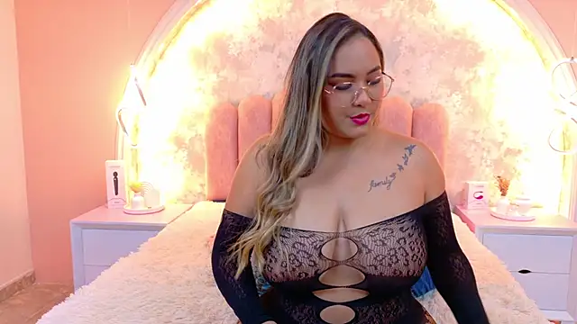 MiaLaurents online show from January 18, 4:38 am