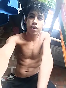 Andres123cv online show from May 4, 10:50 pm