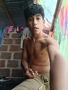Andres123cv online show from May 20, 3:29 pm