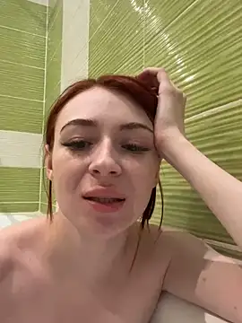 Cuteroxyfoxy online show from February 14, 4:09 pm