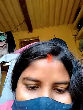 Snapshot of sweet_suman chatting on January 3, 10:09 am sweet suman online show from January 3, 10:09 am