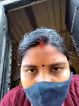 Snapshot of sweet_suman chatting on January 10, 10:28 am sweet suman online show from January 10, 10:28 am