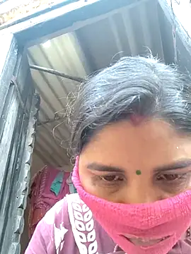 Snapshot of sweet_suman chatting on November 20, 8:58 am sweet suman online show from November 20, 8:58 am