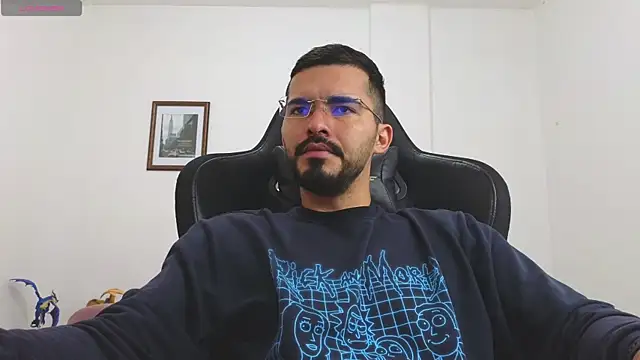 Snapshot of Massimoo_07 chatting on September 26, 2:54 pm Massimoo 07 online show from September 26, 2:54 pm