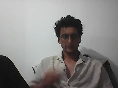Snapshot of Juman1980 chatting on March 30, 5:08 am Juman1980 online show from March 30, 5:08 am